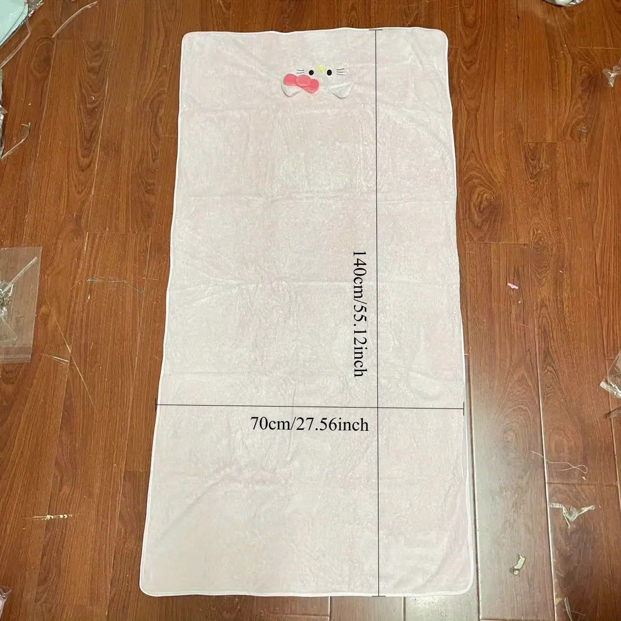 Y2K Sanrio Officially Approved for Hello Kitty Collection - Fast-Drying, Absorbent, Soft Coral Fleece, Weighing 300G, Pink with Heart And Bow Pattern, Ideal for Home Use Or As Gifts