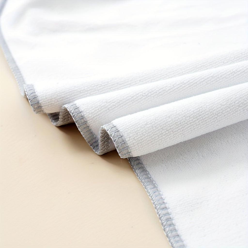 1pc Baby Hooded Towel - Soft And Absorbent, Designed for Infants Aged 0-3 Years, Perfect for Bath Time, Beach Outings, And Showers. A Must-Have for Baby Bathing Needs, Making It an Excellent Gift for Thanksgiving, Christmas, Or Halloween